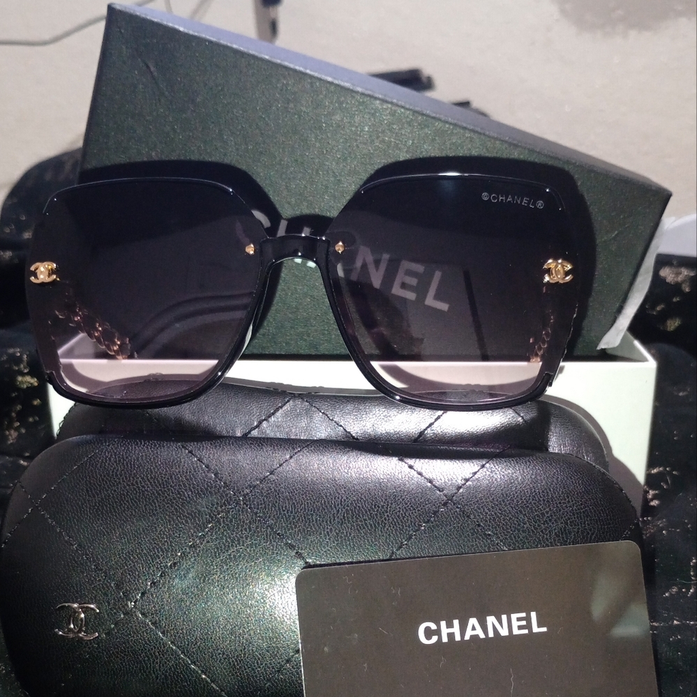 Chanel Black Sunglasses with Case